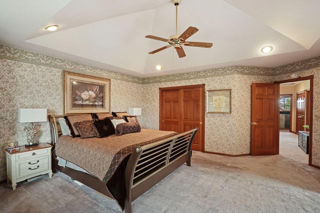 1041 Yuloni Dr, Lodi, CA 95240