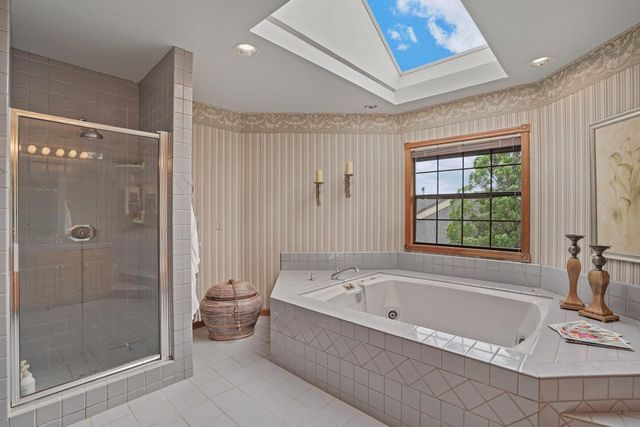 1041 Yuloni Dr, Lodi, CA 95240