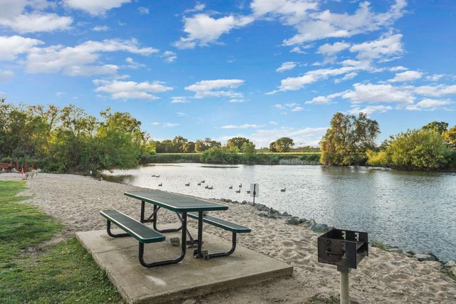 1041 Yuloni Dr, Lodi, CA 95240