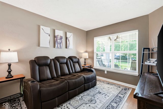 16842 Loch Circle, Noblesville, IN 46060