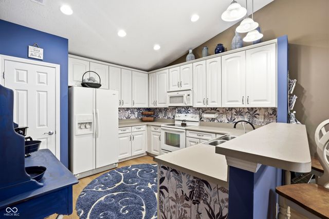 16842 Loch Circle, Noblesville, IN 46060