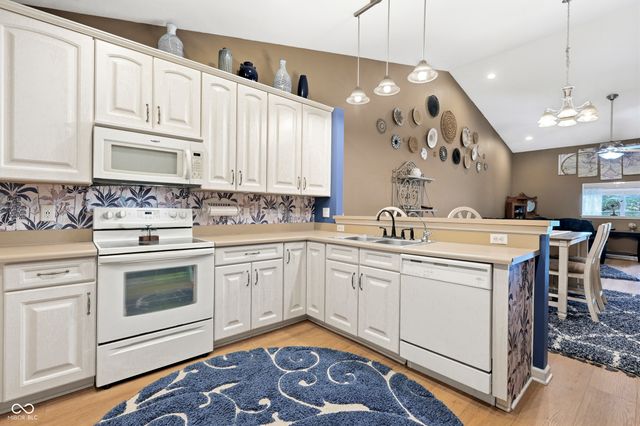 16842 Loch Circle, Noblesville, IN 46060