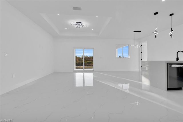 1819 Rush AVE, Lehigh Acres, FL 33972