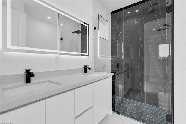 1819 Rush AVE, Lehigh Acres, FL 33972