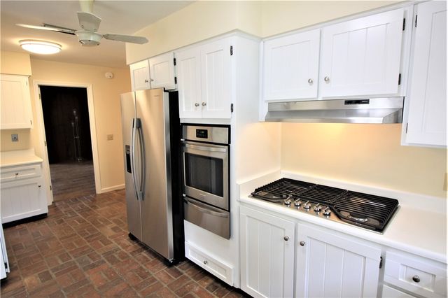 201 Five Pounds Road, St Simons Island, GA 31522