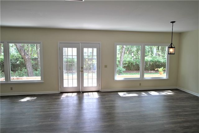 201 Five Pounds Road, St Simons Island, GA 31522