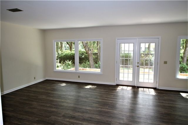 201 Five Pounds Road, St Simons Island, GA 31522