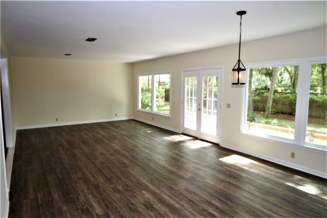 201 Five Pounds Road, St Simons Island, GA 31522