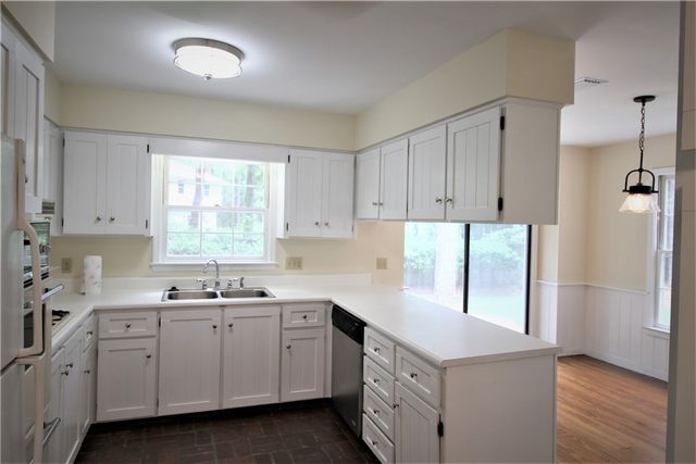 201 Five Pounds Road, St Simons Island, GA 31522