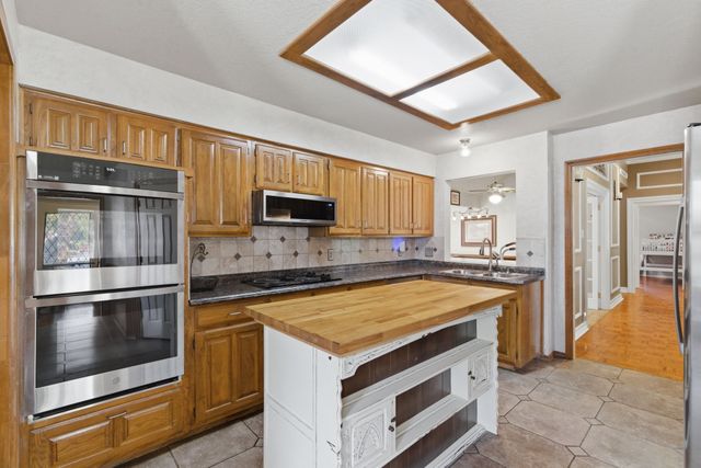 4625 Hillside Drive, North Richland Hills, TX 76180