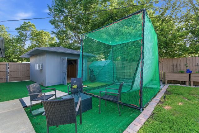 4625 Hillside Drive, North Richland Hills, TX 76180