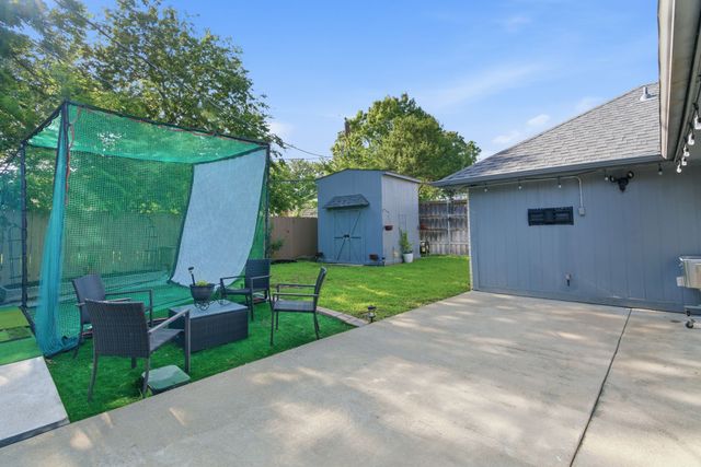 4625 Hillside Drive, North Richland Hills, TX 76180