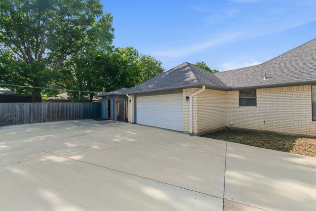 4625 Hillside Drive, North Richland Hills, TX 76180