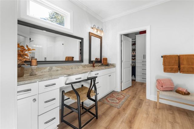 171 South Oak Pointe Drive, Seneca, SC 29678