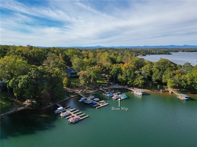 171 South Oak Pointe Drive, Seneca, SC 29678