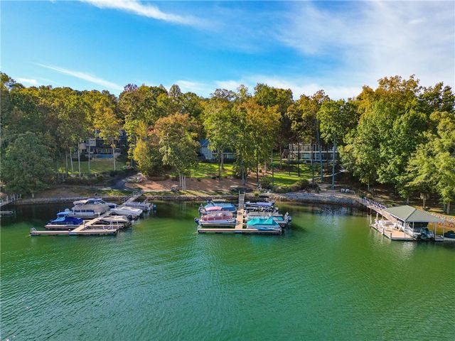 171 South Oak Pointe Drive, Seneca, SC 29678