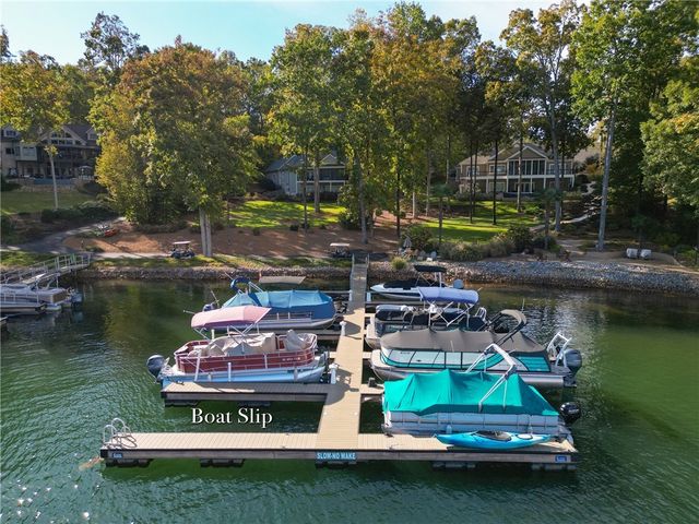 171 South Oak Pointe Drive, Seneca, SC 29678