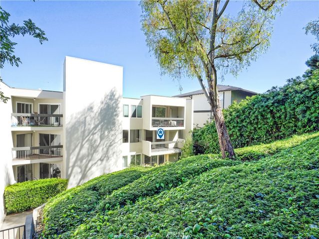 28121 Highridge 311, Rolling Hills Estates, CA 90275