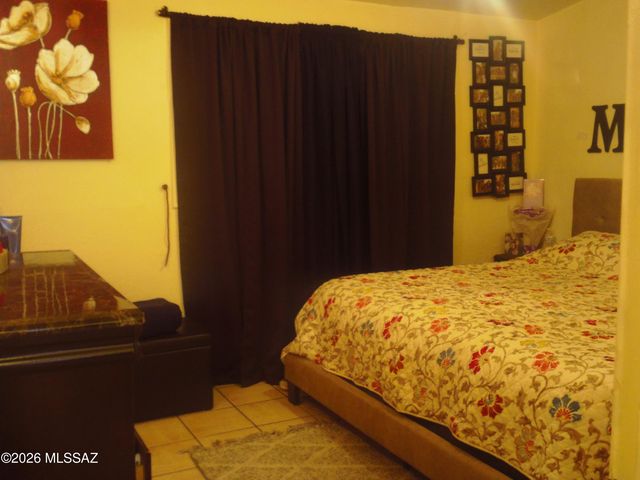 1932 S Campbell Avenue, Tucson, AZ 85713