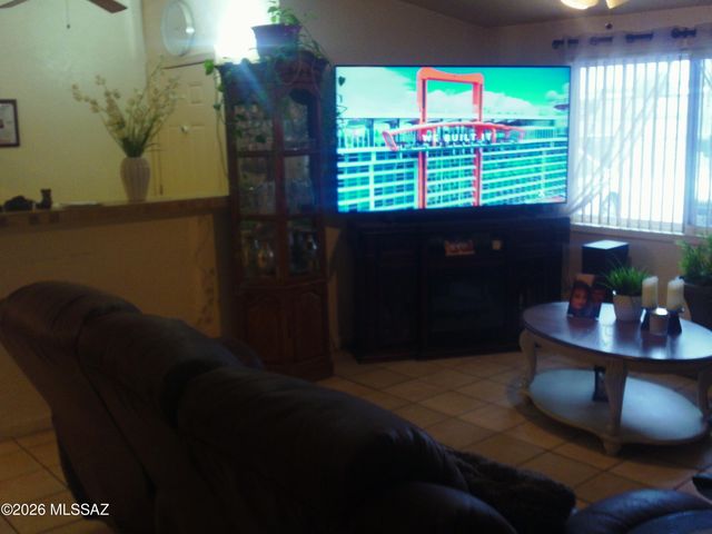 1932 S Campbell Avenue, Tucson, AZ 85713