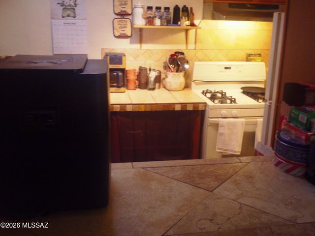 1932 S Campbell Avenue, Tucson, AZ 85713