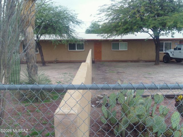 1932 S Campbell Avenue, Tucson, AZ 85713
