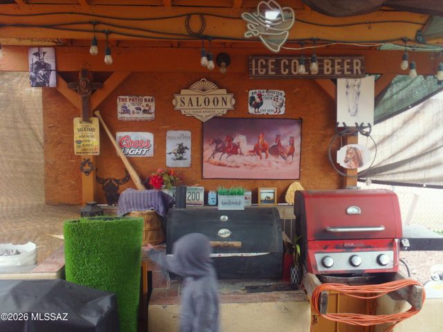 1932 S Campbell Avenue, Tucson, AZ 85713