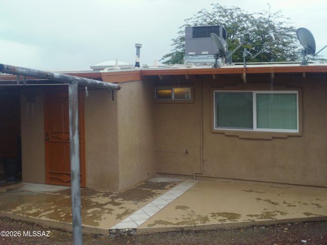 1932 S Campbell Avenue, Tucson, AZ 85713