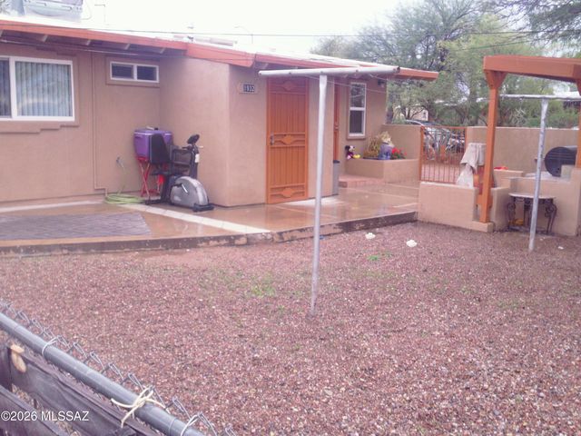 1932 S Campbell Avenue, Tucson, AZ 85713