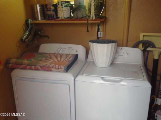 1932 S Campbell Avenue, Tucson, AZ 85713