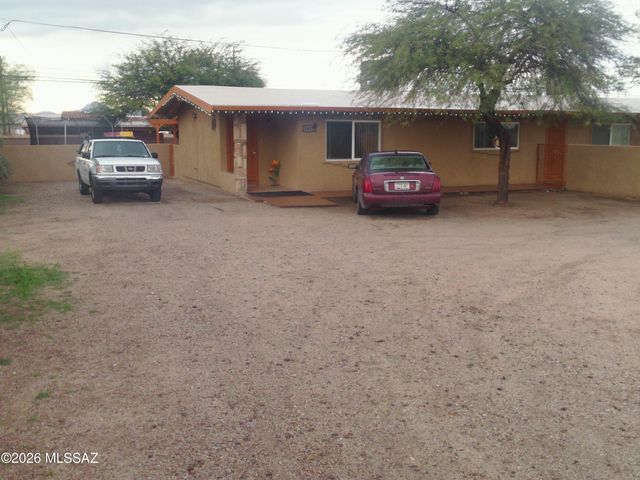 1932 S Campbell Avenue, Tucson, AZ 85713
