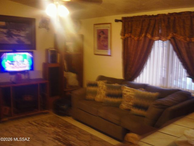 1932 S Campbell Avenue, Tucson, AZ 85713