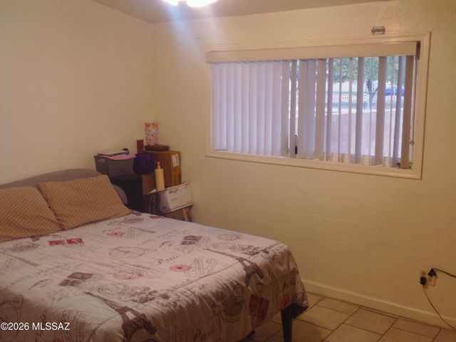 1932 S Campbell Avenue, Tucson, AZ 85713