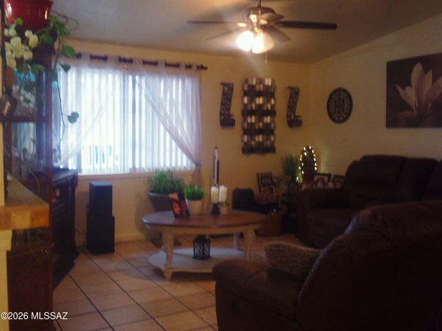 1932 S Campbell Avenue, Tucson, AZ 85713