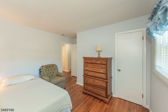 912 Colfax Ave, Pompton Lakes Boro, NJ 07442