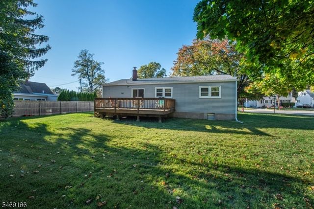 912 Colfax Ave, Pompton Lakes Boro, NJ 07442