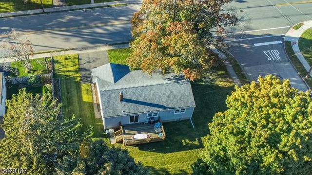 912 Colfax Ave, Pompton Lakes Boro, NJ 07442