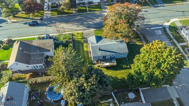 912 Colfax Ave, Pompton Lakes Boro, NJ 07442