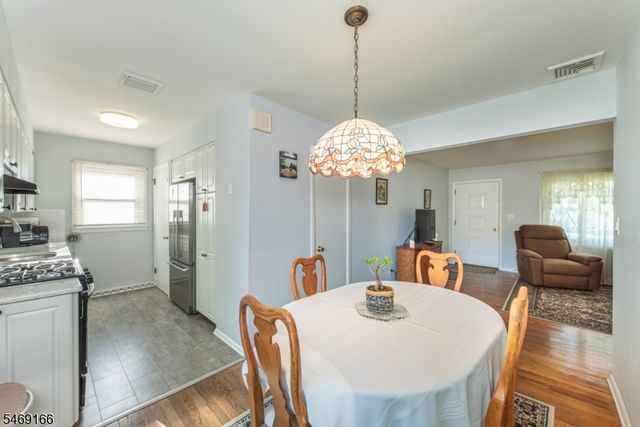 912 Colfax Ave, Pompton Lakes Boro, NJ 07442
