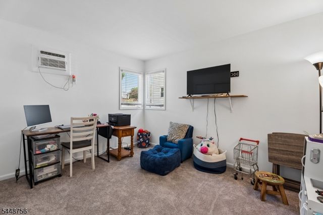 135 E 11Th St, Linden City, NJ 07036
