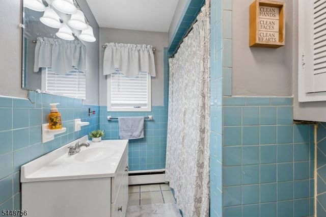 135 E 11Th St, Linden City, NJ 07036
