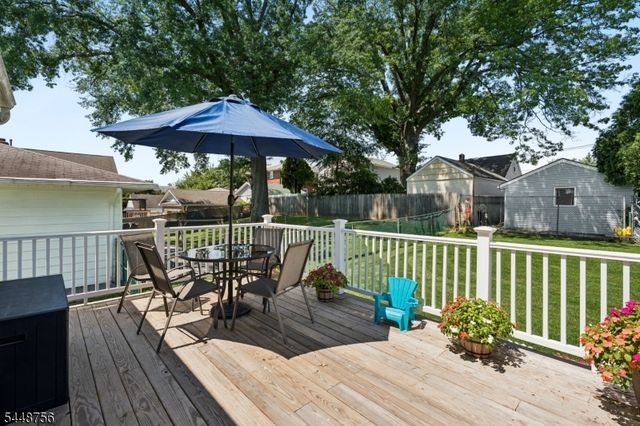 135 E 11Th St, Linden City, NJ 07036