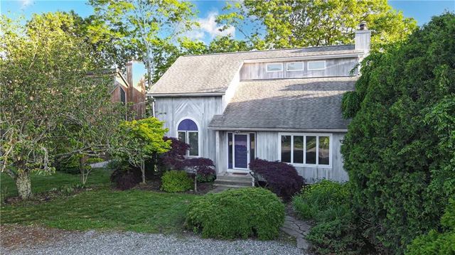 262 Wood Hill Road, Narragansett, RI 02882