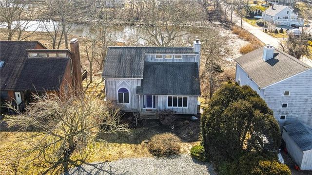 262 Wood Hill Road, Narragansett, RI 02882