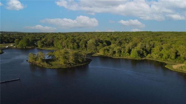 262 Wood Hill Road, Narragansett, RI 02882