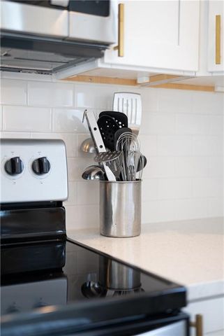 262 Wood Hill Road, Narragansett, RI 02882