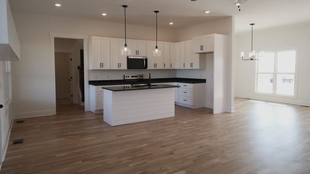 5558 Borthick Road, Springfield, TN 37172