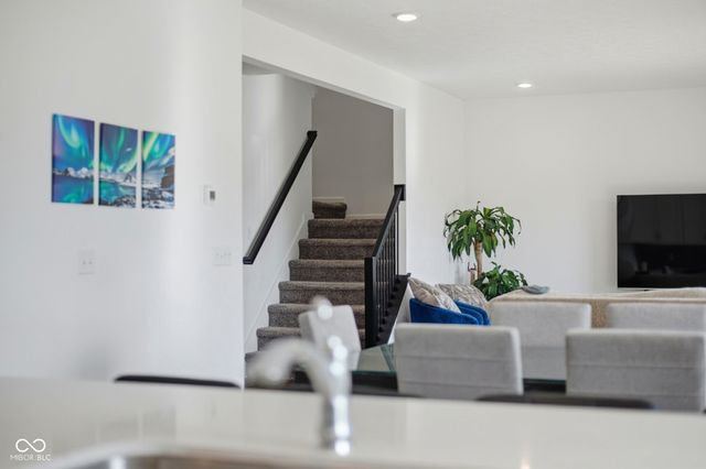 5737 Lauren Lane, Columbus, IN 47203