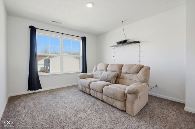 5737 Lauren Lane, Columbus, IN 47203