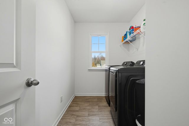 5737 Lauren Lane, Columbus, IN 47203